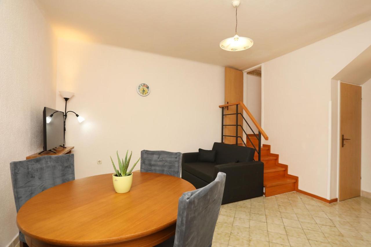 Vila Casa Santo E Albina Rabac Exteriér fotografie